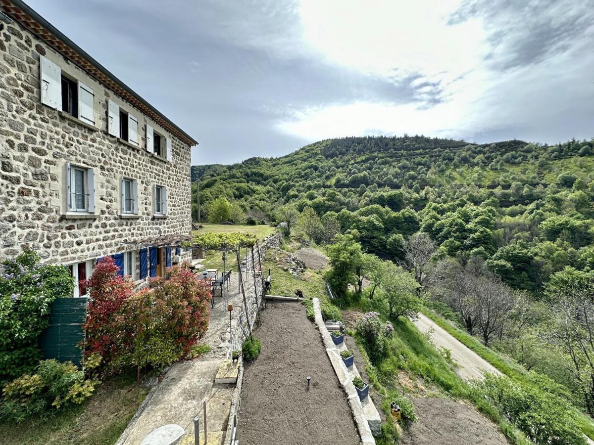 Gite De Noe Au Ray-Pic Pereyres Kültér fotó